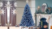 6FT Pre-Lit Hinged Artificial Fir Chritmas Tree, Snow Flocked Artificial Holiday Christmas Tree w/750 Branch Tips